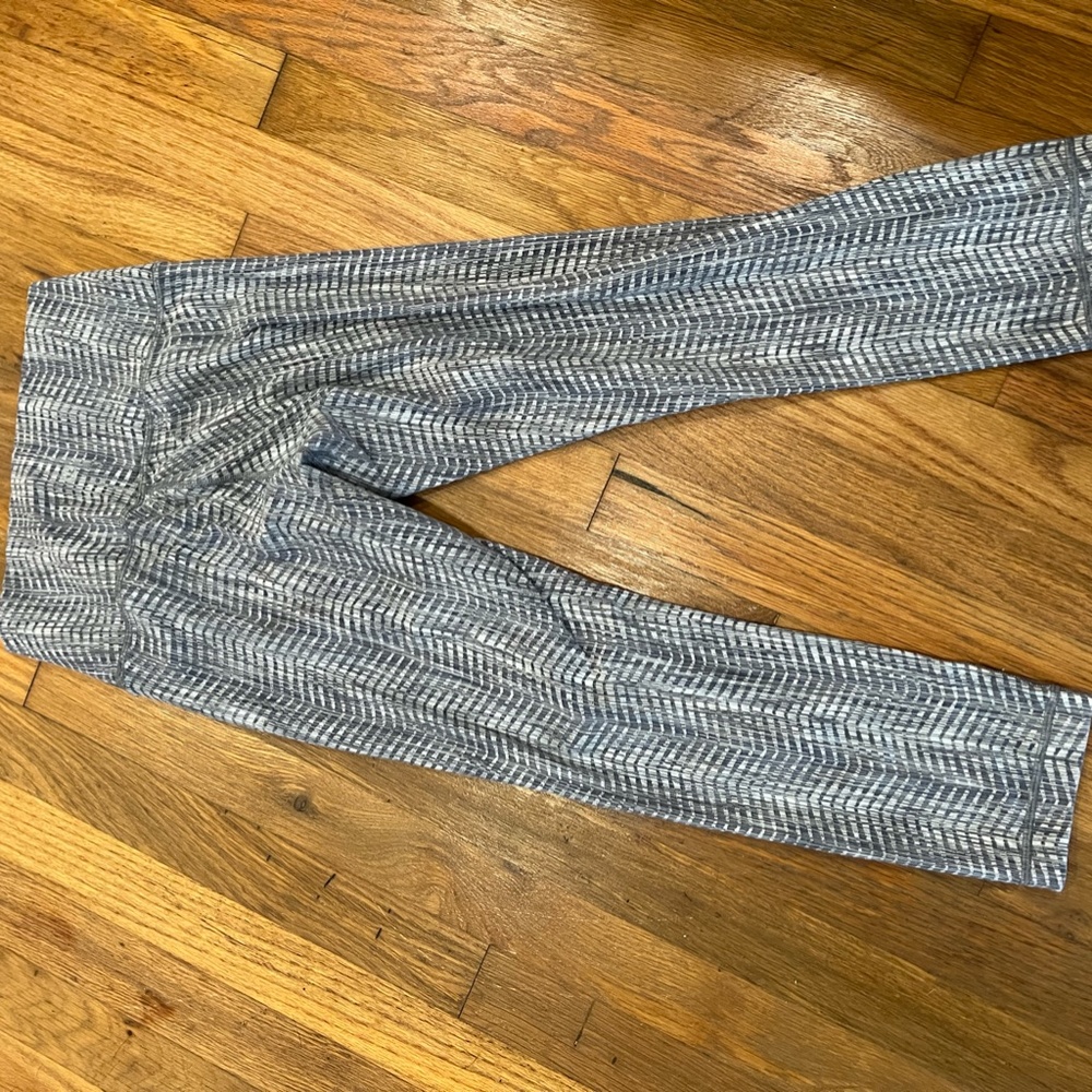 Patterned Leggings - image 2